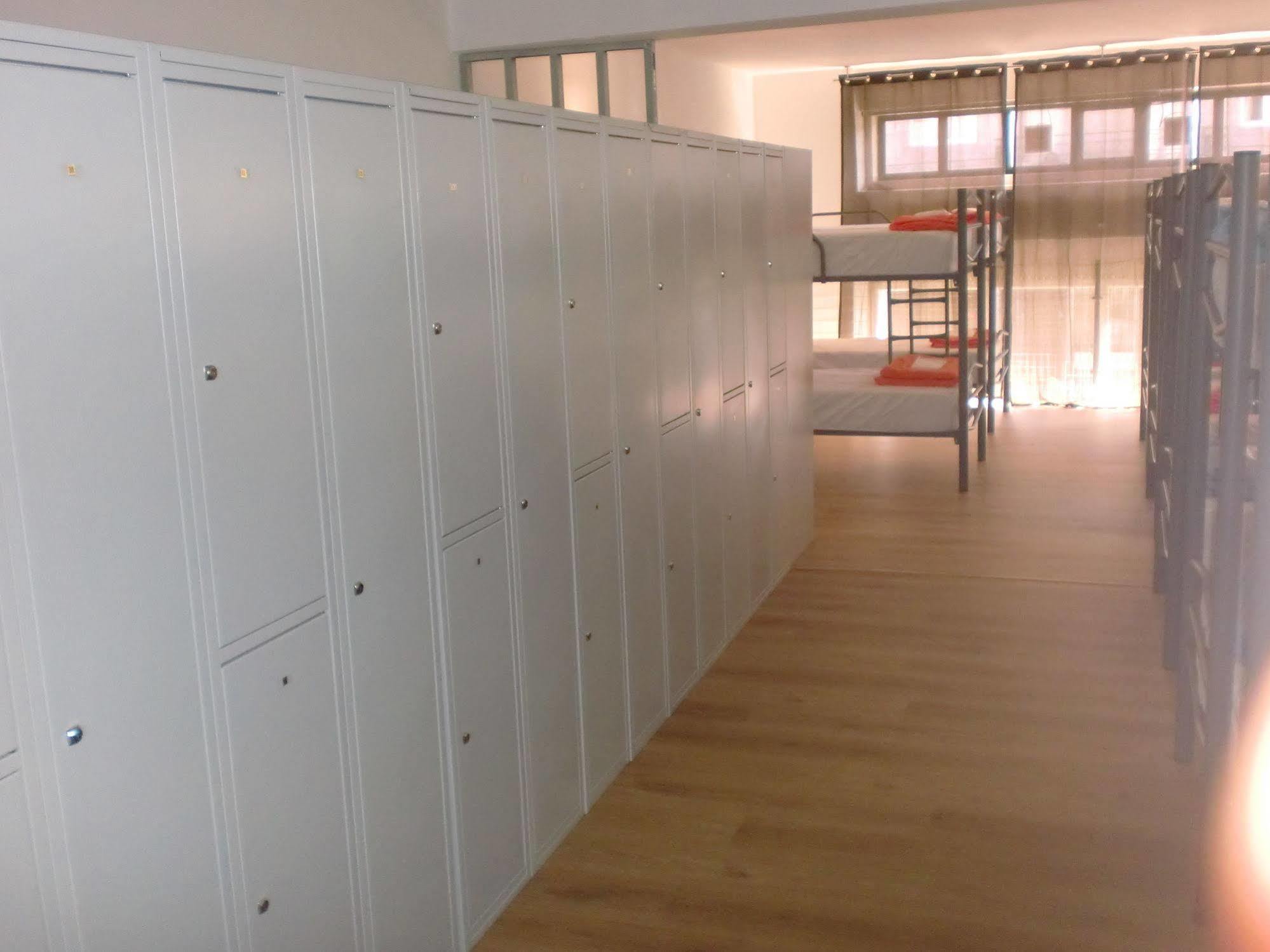 Albergue Monterrey Сантяго де Компостела Екстериор снимка